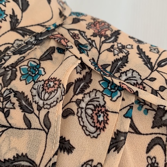 BARDOT Blush Floral Playsuit Size 10 - Picture 5 of 12